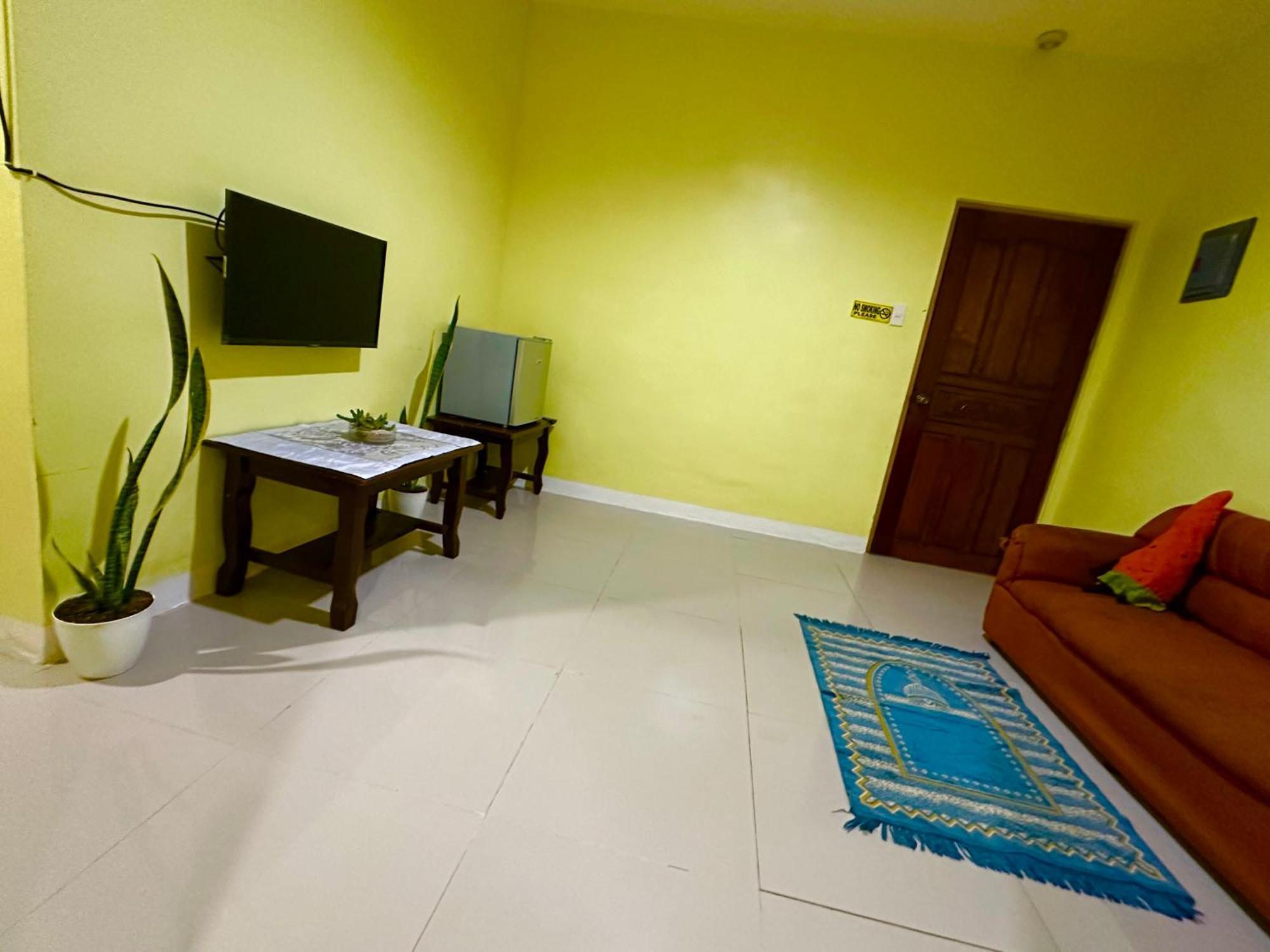 Rozay Travellers Inn Kabankalan Екстериор снимка